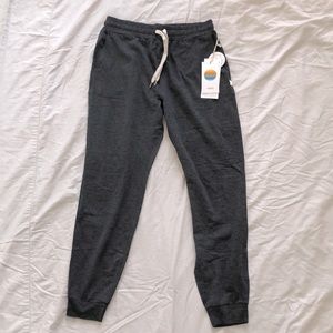 COPY - Vuori Performance Jogger / Charcoal Heather / XS Long / Brand New